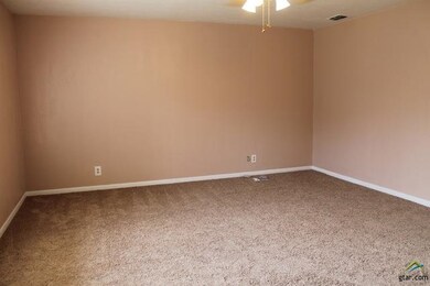 4721 Cambridge Dr, Tyler, TX 75703 - photo 6