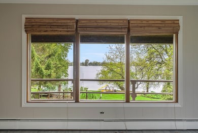 05-Lake View