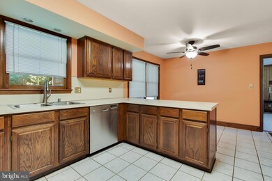 106 Loretta Ln, Bear, DE 19701 - photo 6