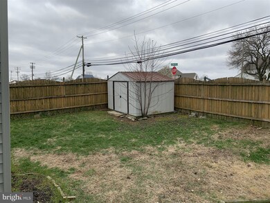 302 Hunters Rd, Swedesboro, NJ 08085 - photo 2