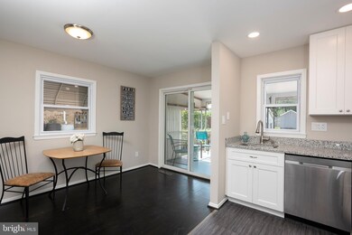 3630 Benson Ave, Halethorpe, MD 21227 - photo 7