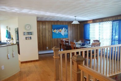 414 Middlebridge Rd, Wakefield, RI 02879 - photo 5