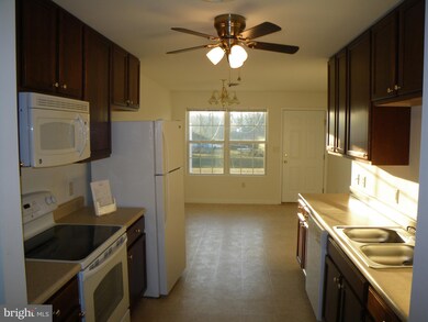 2763 Roosevelt Dr, Chambersburg, PA 17201 - photo 2