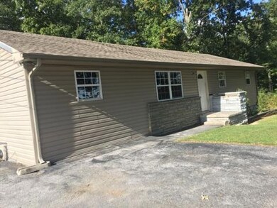 3068 Sparta Hwy, Crossville, TN 38572 - photo 2