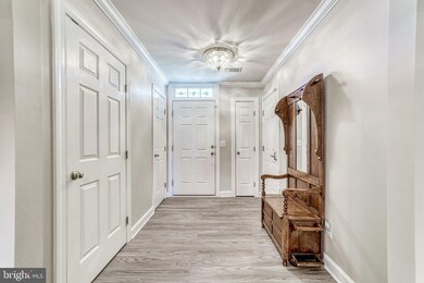 20967 Martingale Square, Sterling, VA 20165 - photo 4