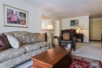 510 Child St unit 407B, Warren, RI 02885 - photo 3