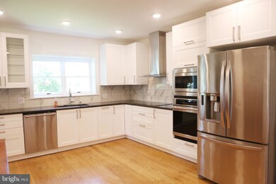 676 W Ridge Pike, Royersford, PA 19468 - photo 5