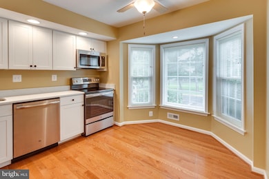 6028 Ticonderoga Ct, Burke, VA 22015 - photo 3