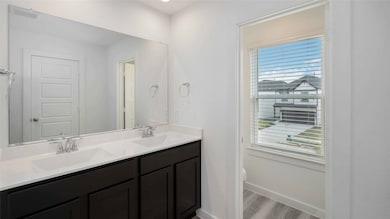 1055 Wheatley Oak Ln, Houston, TX 77091 - photo 6