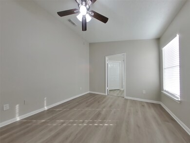 3254 Kelling St, Houston, TX 77045 - photo 7