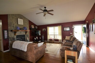 405 Williams Rd, Harrodsburg, KY 40330 - photo 4