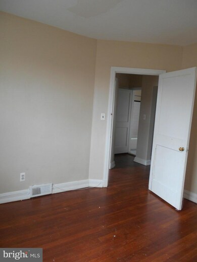 1101 Gleneagle Rd unit 2ND FLOOR, Baltimore, MD 21239 - photo 5