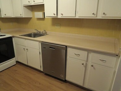 52 Swanson Ct unit 24B, Boxborough, MA 01719 - photo 5