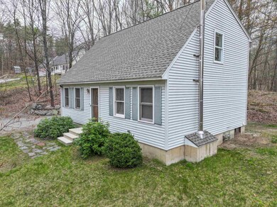 216 E Dunbarton Rd, Goffstown, NH 03045 - photo 3