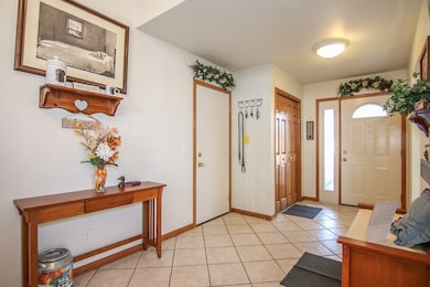 205 4th St, Brooklyn, WI 53521 - photo 7