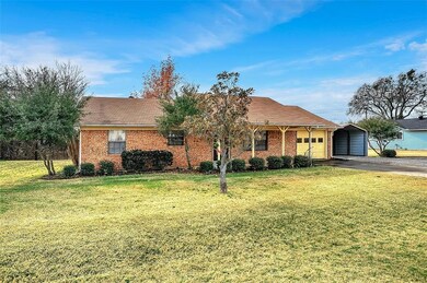 82 Lee Blvd, Pottsboro, TX 75076 - photo 4