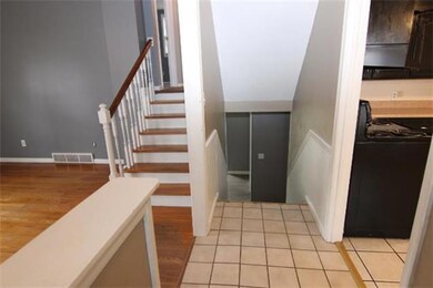 5228 Bond St, Shawnee, KS 66203 - photo 2