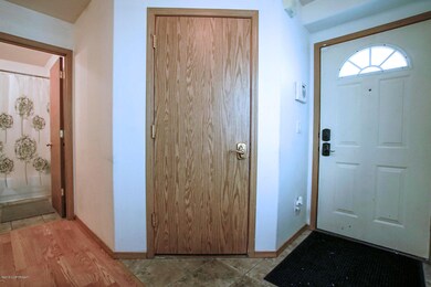 Foyer2