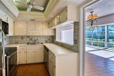 4770 Bayview Dr unit 108, Fort Lauderdale, FL 33308 - photo 5