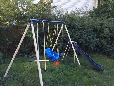 81 High St, Biddeford, ME 04005 - photo 2