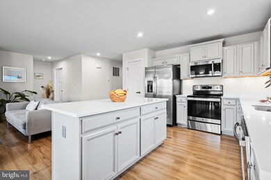 421 Switchgrass Ct, Bunker Hill, WV 25413 - photo 4