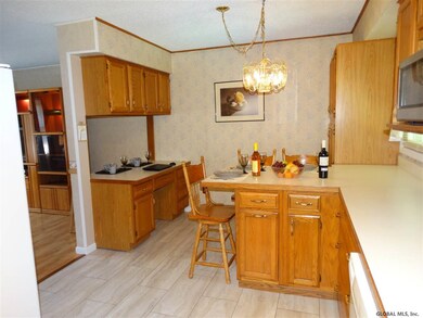 2 Wineberry Ln, Ballston Spa, NY 12020 - photo 4