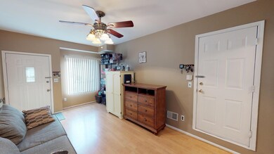 64 Sandywood Ln, Staten Island, NY 10309 - photo 7