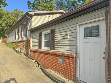 248 Parrish Ave, Paris, KY 40361 - photo 4