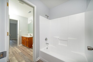 444 Tinkerview Dr unit 1703, Cloverdale, VA 24077 - photo 7