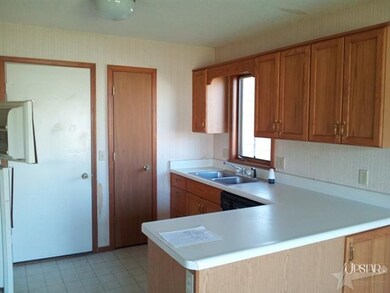 13435 Wheat Mill Ct, Grabill, IN 46741 - photo 6