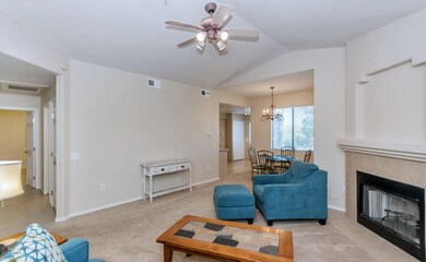 15380 N 100th St-large-005-25-Main Livin