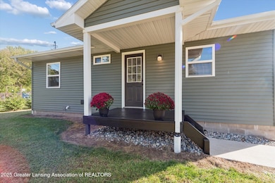 7972 E Spicerville Hwy, Eaton Rapids, MI 48827 - photo 4