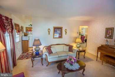 105 Polk Dr, Manassas Park, VA 20111 - photo 7