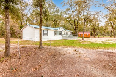 381 Fairfield Dr DeFuniak Springs FL 324