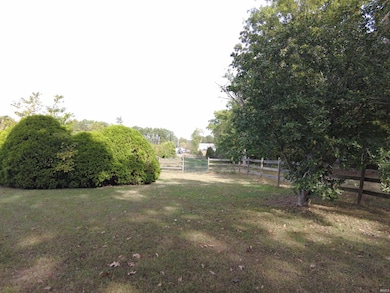 10056 E State Road 54, Bloomfield, IN 47424 - photo 5