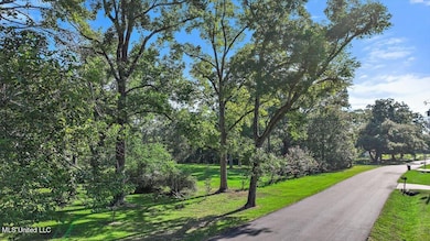 28-Oakwood Dr