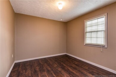 330 McGrain St, Corydon, IN 47112 - photo 5