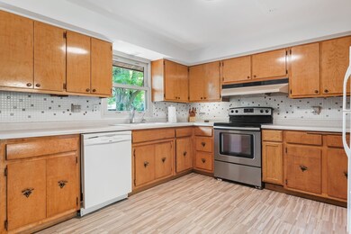 18131 Baker Ave, Country Club Hills, IL 60478 - photo 5