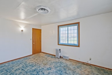 20-web-or-mls-1384 Moler Rd-120