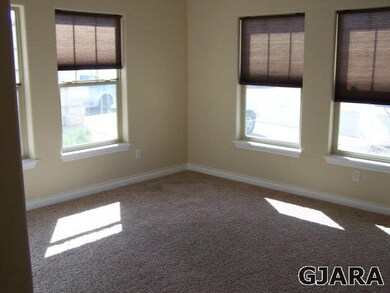 Front Studio/Office exceptional natural light