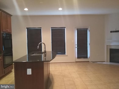 25111 Cypress Mill Terrace, Aldie, VA 20105 - photo 3