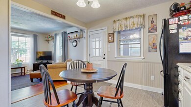 Eat in Kitchen with Mudroom entry