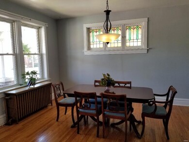 Separate dining room