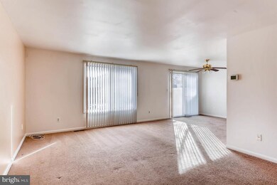 81 Eastford Ct unit 81, Parkville, MD 21234 - photo 6