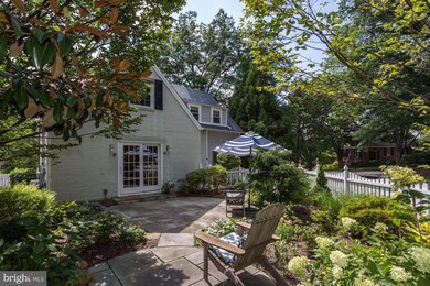 4659 Massachusetts Ave NW, Washington, DC 20016 - photo 2