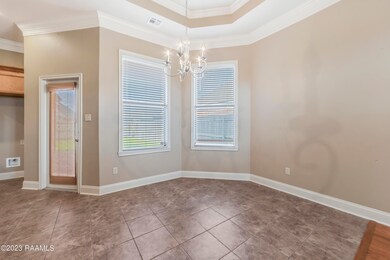 208Creekside-2-13