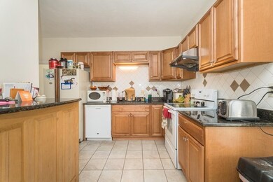 14 4th St unit 1, Medford, MA 02155 - photo 3