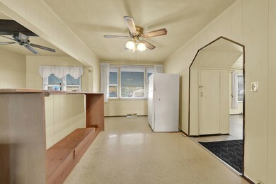 unlisted-address, Burbank, IL 60459 - photo 7