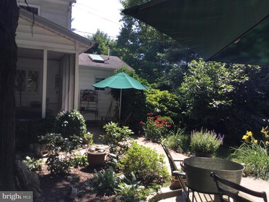 82 Ewing St, Berkeley Springs, WV 25411 - photo 4