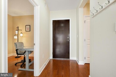 Rhodes Hill Square unit 425, Arlington, VA 22209 - photo 5